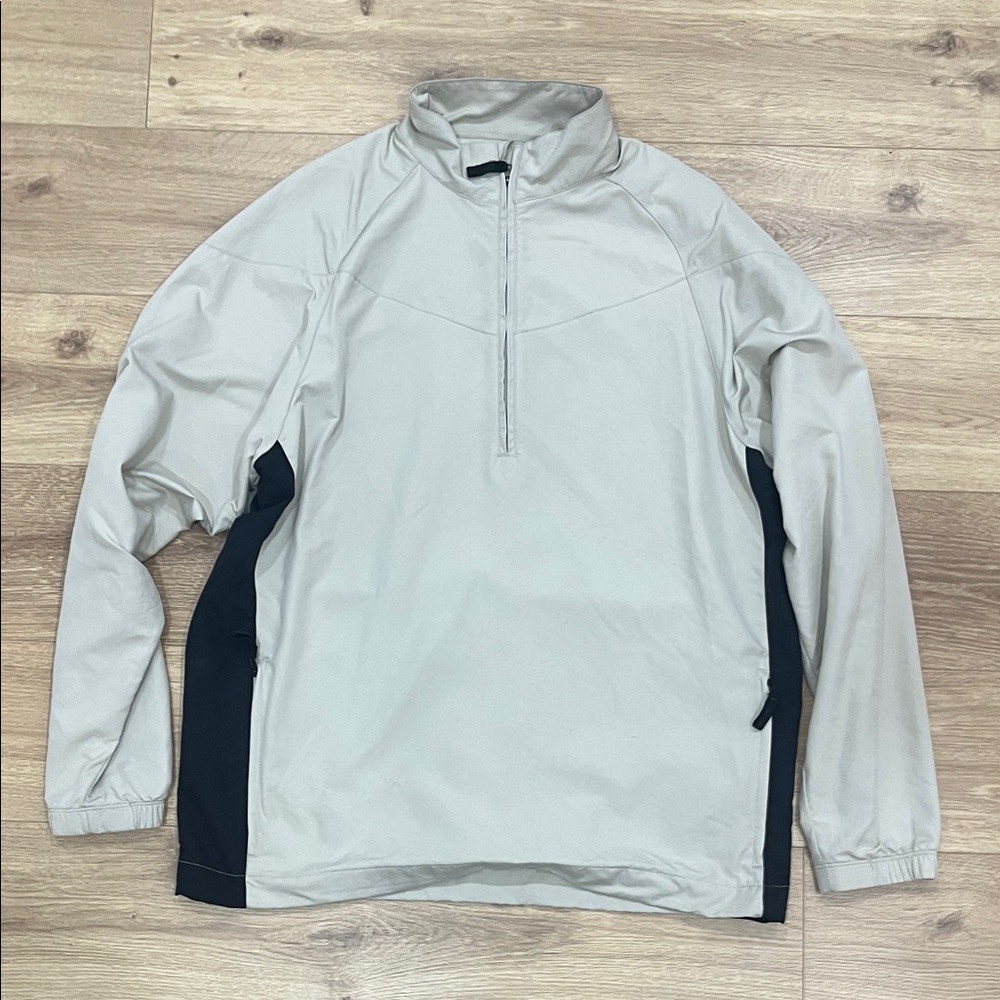 Nike Men's Tan and Black Golf Windbreaker